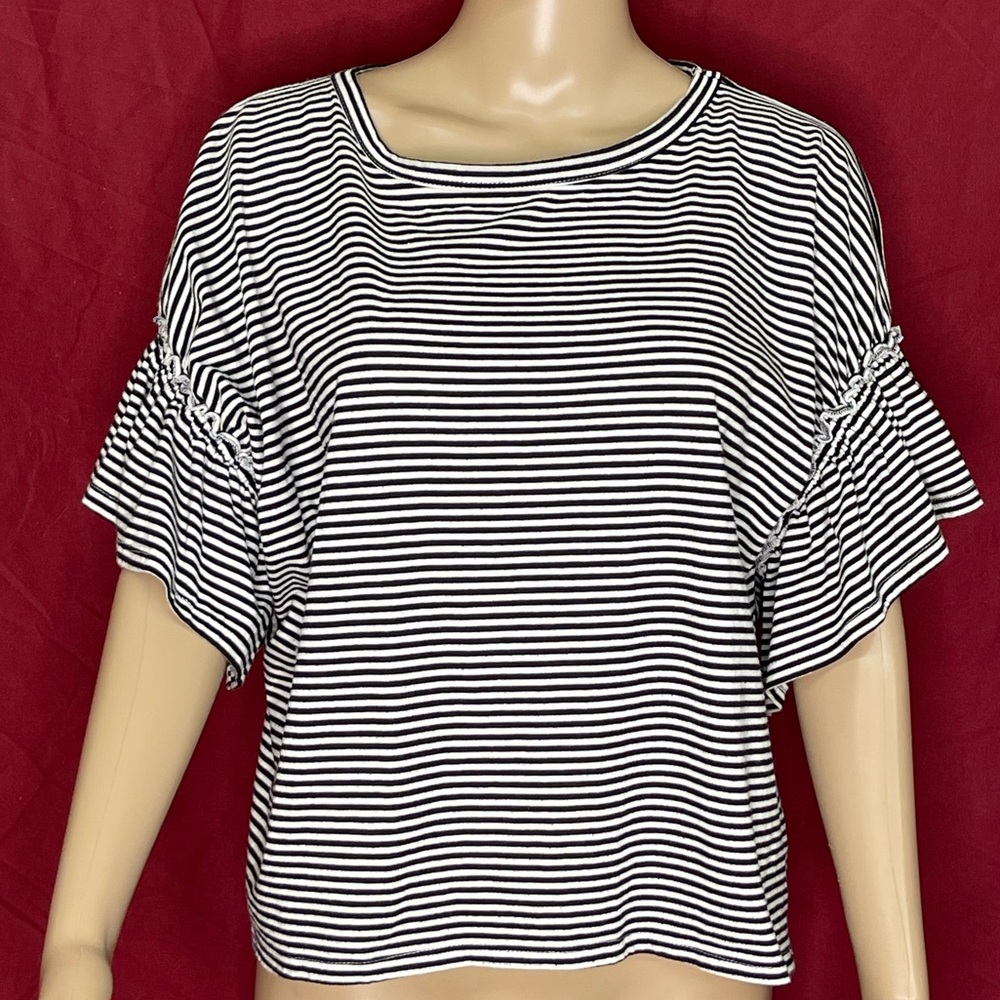 Umgee Black & White Striped Cropped Top with Distressed Bell Sleeves Size Small